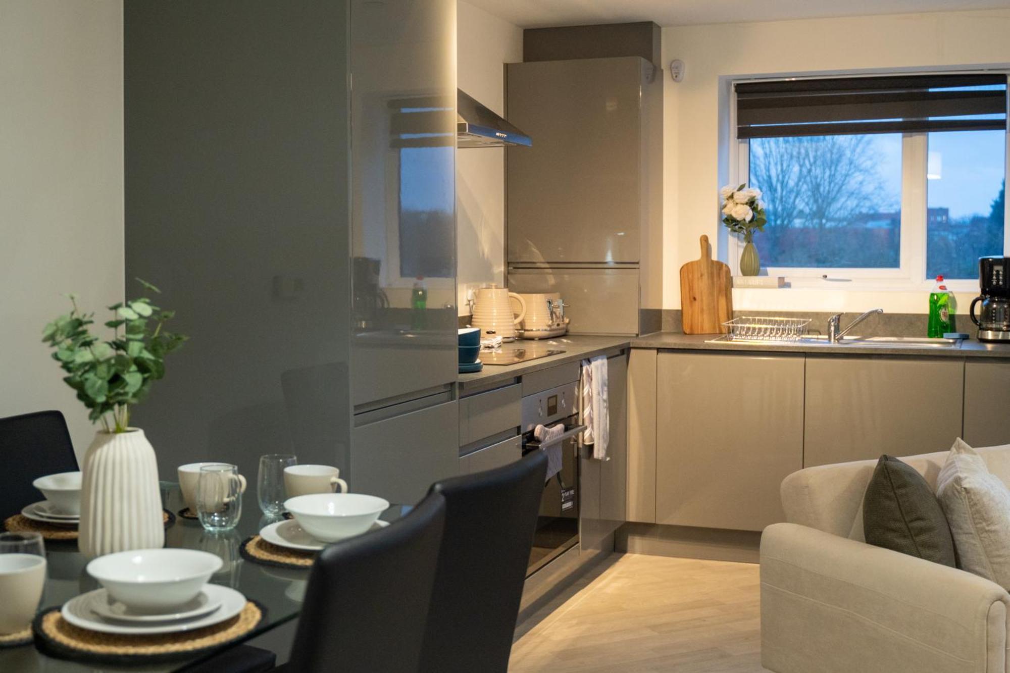 Glory Homes- Centre , Sleeps 7 With Parking & Wifi Apartment Birmingham